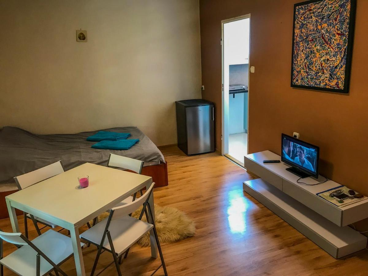 Cosy studio in quiet location Renovated June 2021 Puławy Esterno foto